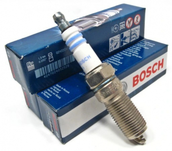 Свеча зажигания Bosch 0242229785 HR8MCV+